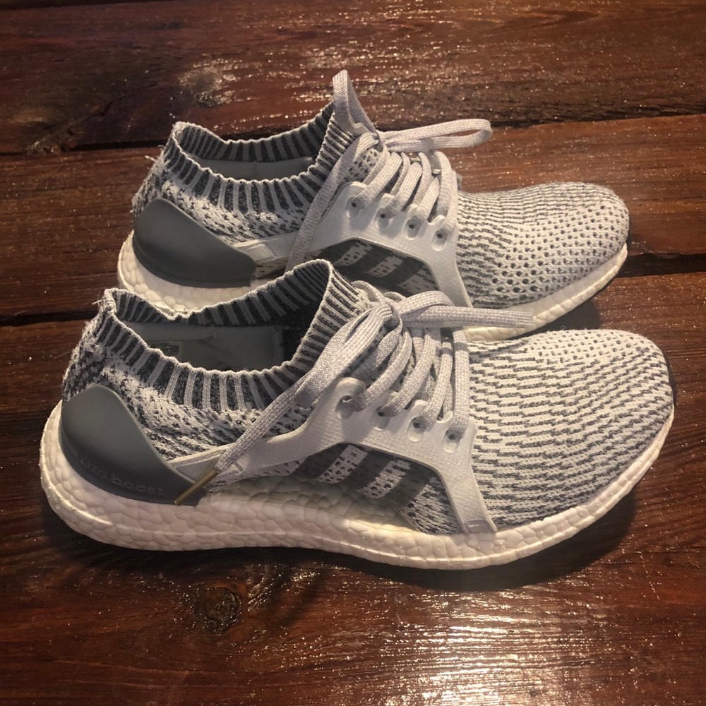 Women’s Adidas ultra boosts. Size 7.5